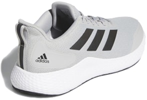 阿迪达斯 Edge Gameday 灰二色篮球鞋 EG1444 Lookbook 阿迪达斯 Edge Gameday 灰二色篮球鞋 EG1444