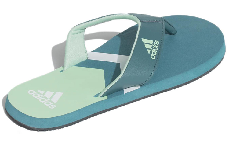 Shop adidas Eezay 舒適耐磨拖鞋 藍