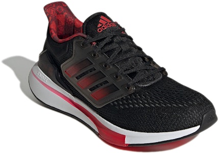 阿迪达斯 EQ21 跑鞋 '黑色火焰红' GZ4053 Lookbook 阿迪达斯 EQ21 跑鞋 '黑色火焰红' GZ4053