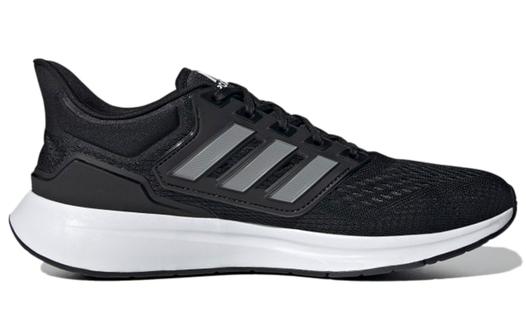 Lookbook adidas EQ21 跑鞋「鐵黑金屬」H00512