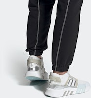 아디다스 EQT 바스크 ADV V2 '화이트 그레이' FW4258 Sizing 아디다스 EQT 바스크 ADV V2 '화이트 그레이' FW4258