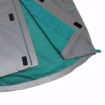 adidas EQT Retro Reflective Logo Jaket Hoodie Hijau Windbreaker Fashion JC8228 Details for adidas EQT Retro Reflective Logo Jaket Hoodie Hijau Windbreaker Fashion JC8228