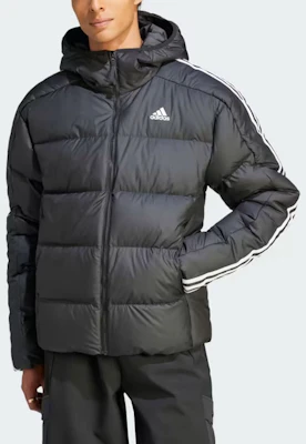 阿迪达斯三条纹中厚款连帽羽绒夹克黑色款式。 HZ4429 Lookbook 阿迪达斯三条纹中厚款连帽羽绒夹克黑色款式。 HZ4429