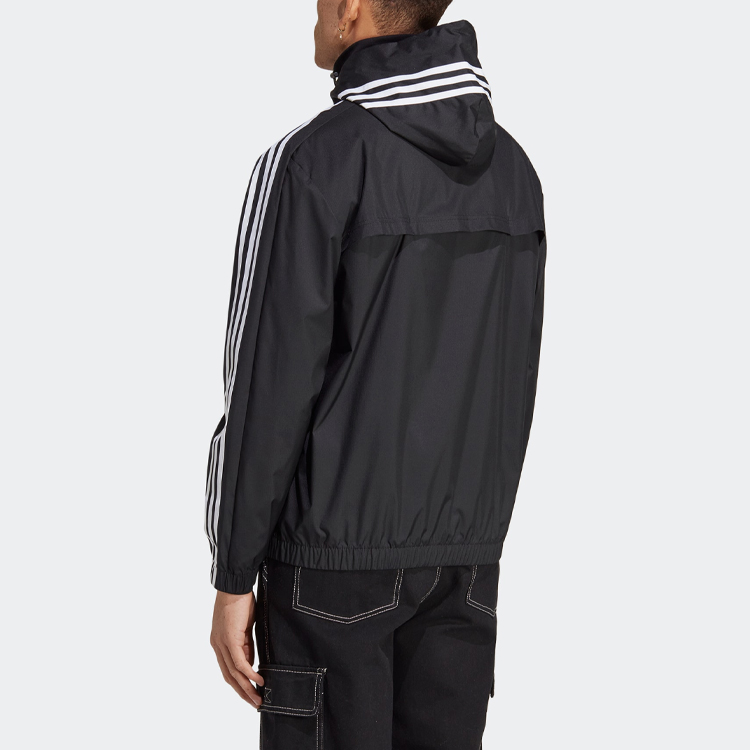 Shop adidas Essentials 男款3條紋防水黑色連帽外套 IB0384