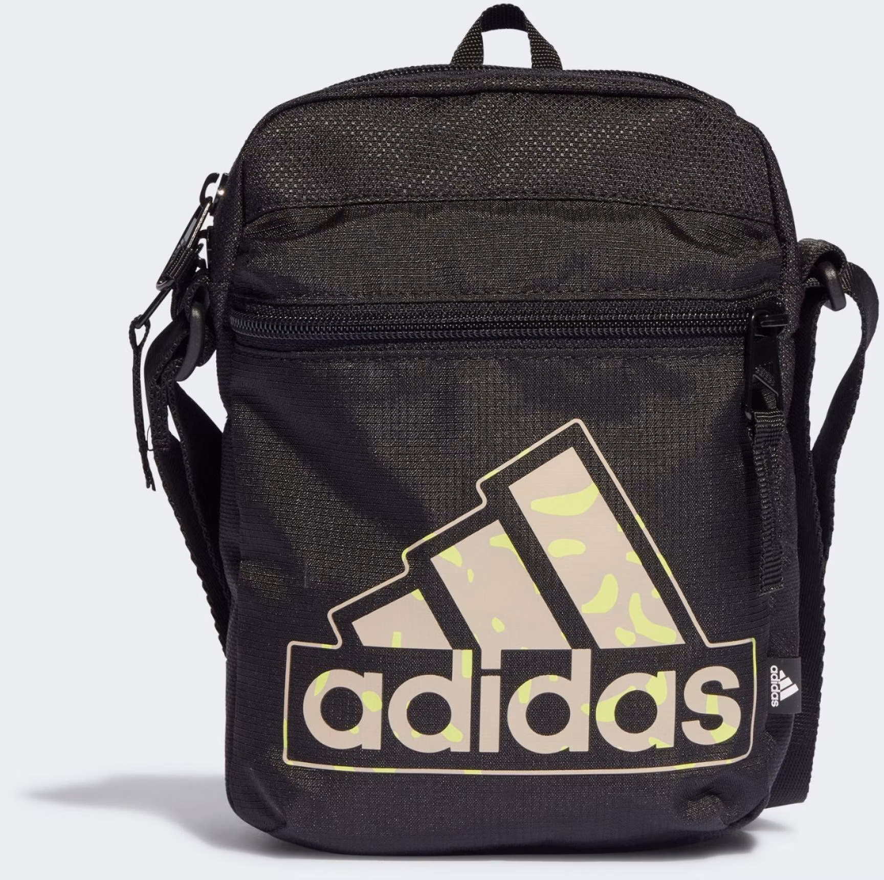 adidas-essentials-seasonal-sportswear-organizer-bag