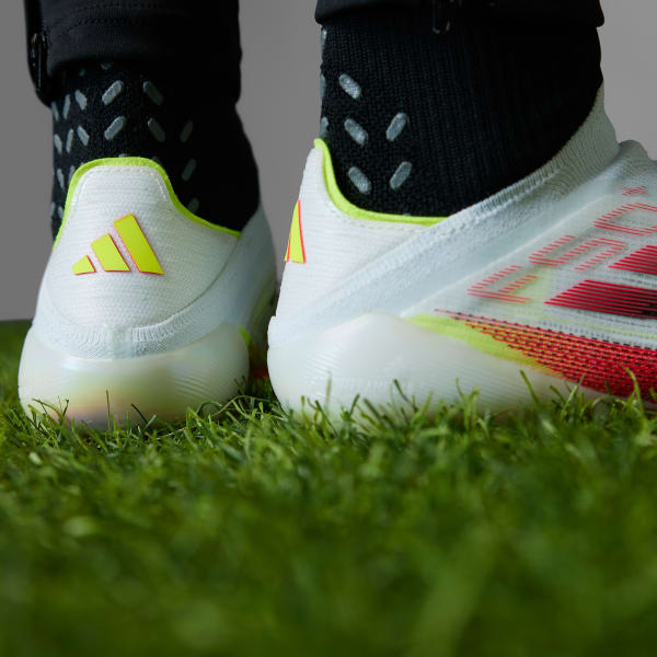 Cheap 阿迪达斯 F50+ 硬地足球鞋 IE1251