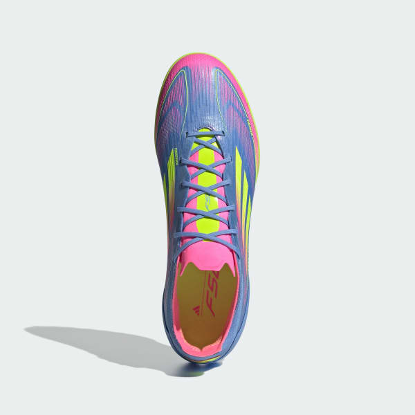 Shop 아디다스 F50 프로 TF 축구화 블루 퓨전/루시드 레몬/루시드 핑크 IE1219