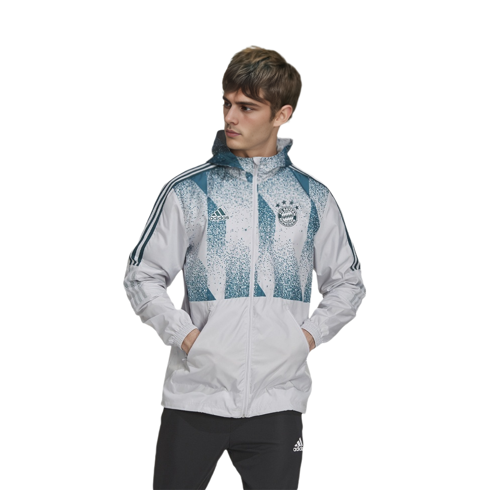 Shop adidas Jaket Windbreaker Latihan Sepak Bola Pria FCB Bayern Munich Putih GV1312