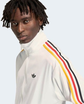 adidas Firebird 運動外套 - 白/金/紅 KD3844 Lookbook adidas Firebird 運動外套 - 白/金/紅 KD3844
