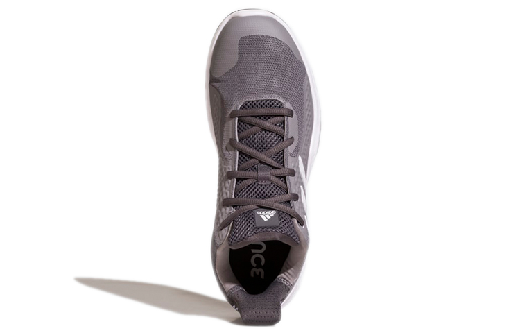 Shop adidas Fitbounce 舒適耐磨防滑網球鞋 灰白
