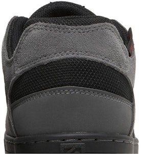 adidas Five Ten Freerider 滑板鞋 男性款 灰黑色 Sizing adidas Five Ten Freerider 滑板鞋 男性款 灰黑色