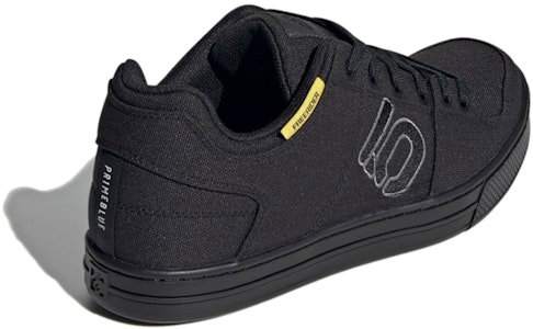 Five Ten フリーライダー プライムブルー (黒) FZ1940 Lookbook Five Ten フリーライダー プライムブルー (黒) FZ1940