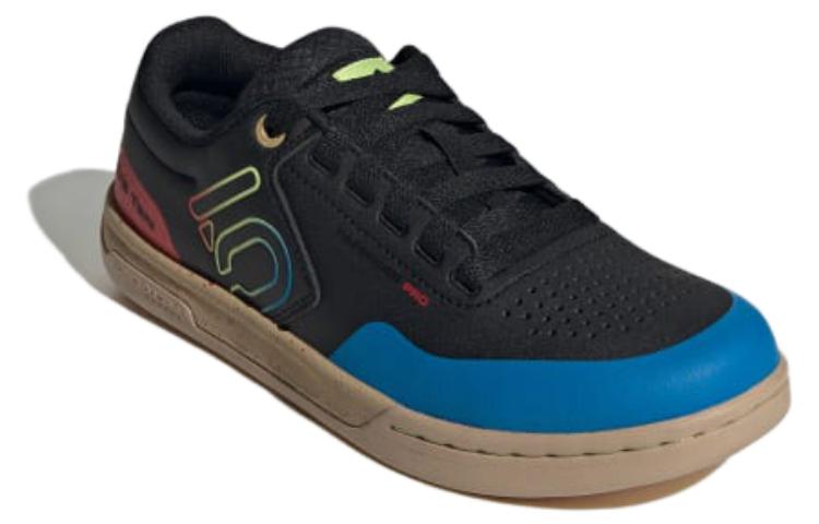 Lookbook adidas Five Ten Freerider Pro ''Zwart Pulse Lime'' IF7427