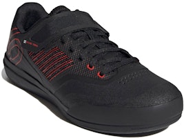 阿迪达斯 Five Ten Hellcat Pro 轻便低帮骑行鞋 黑红 Lookbook 阿迪达斯 Five Ten Hellcat Pro 轻便低帮骑行鞋 黑红