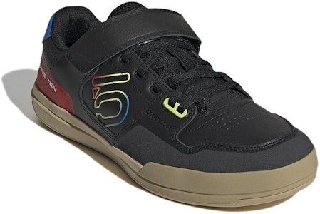 adidas Five Ten Hellcat Pro 'Hitam Merah Gum' GY5125 Lookbook adidas Five Ten Hellcat Pro 'Hitam Merah Gum' GY5125