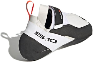 阿迪达斯Five Ten Hiangle Pro “东京魔术黑白” GV7144 Shop 阿迪达斯Five Ten Hiangle Pro “东京魔术黑白” GV7144