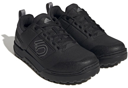 阿迪达斯Five Ten Impact Pro“黑灰色”鞋 HQ3365 Lookbook 阿迪达斯Five Ten Impact Pro“黑灰色”鞋 HQ3365