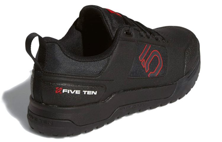 Shop adidas Five Ten 透氣 低筒 自行車鞋 黑紅白