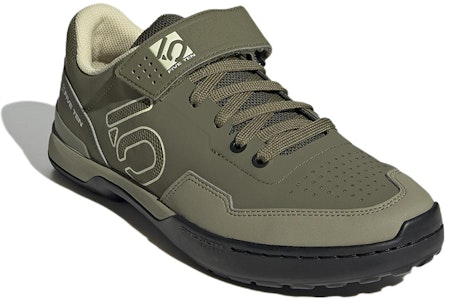 阿迪达斯Five Ten Kestrel Lace '橄榄绿' GZ9252 Lookbook 阿迪达斯Five Ten Kestrel Lace '橄榄绿' GZ9252