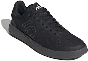 阿迪達斯 Five Ten Sleuth DLX '黑灰色' HQ2115 Lookbook 阿迪達斯 Five Ten Sleuth DLX '黑灰色' HQ2115