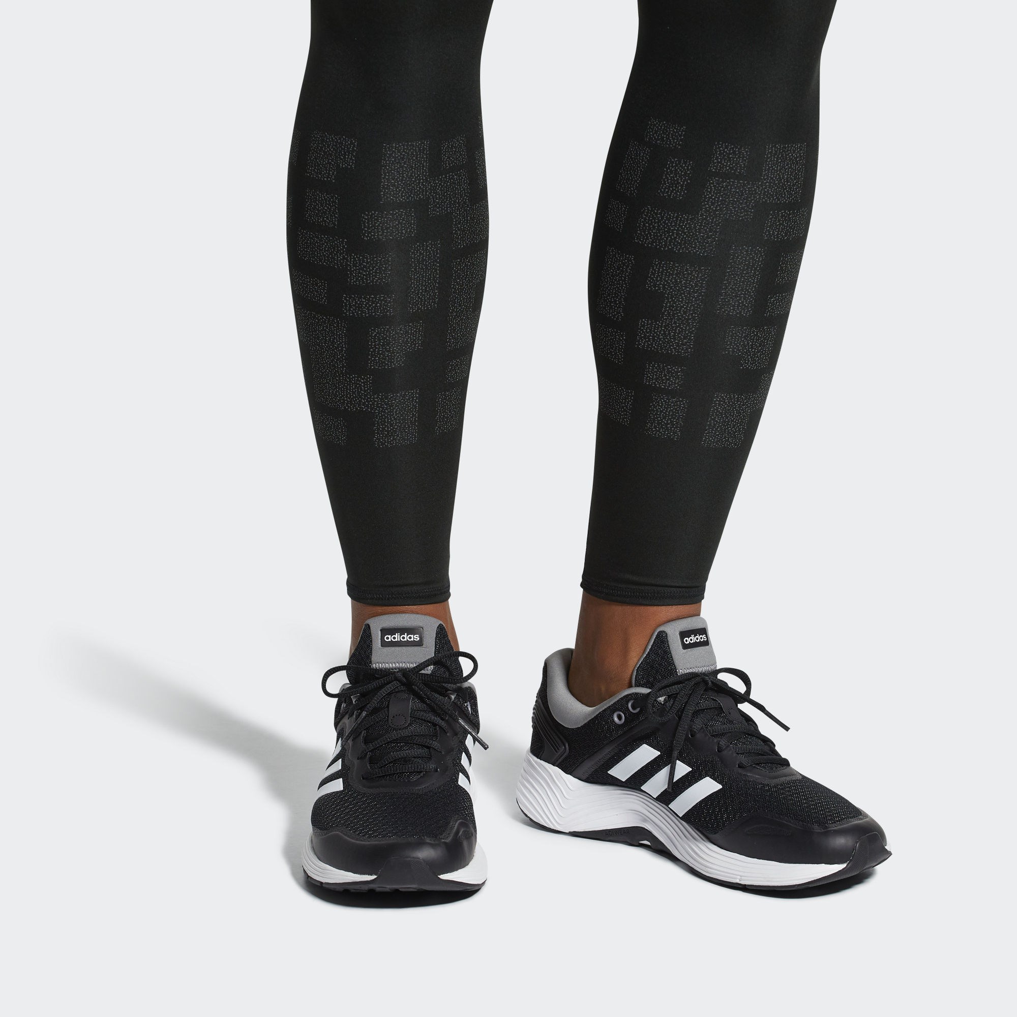 Sizing adidas Fluidcloud Ambitious ''Zwart Wit'' CG3894
