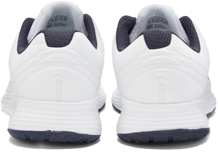 adidas Fluidcloud Clima 輕便透氣 低筒 跑步鞋 男款 白 Shop adidas Fluidcloud Clima 輕便透氣 低筒 跑步鞋 男款 白