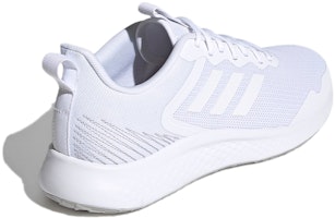 adidas Fluidstreet 低筒 慢跑鞋 男款 白 Shop adidas Fluidstreet 低筒 慢跑鞋 男款 白
