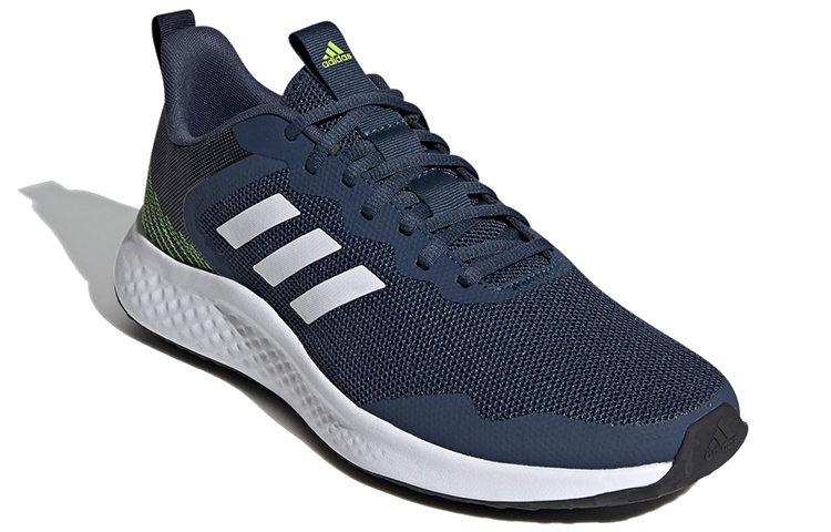 Lookbook adidas Fluidstreet Schuhe ''Taubengrau'' FY8454