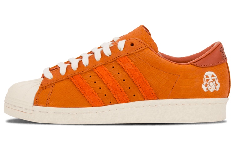 Buy 阿迪达斯 Footpatrol x Superstar 80v FP '狐红' B34078