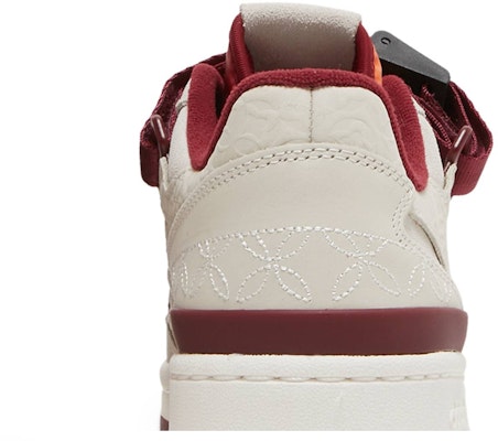 adidas Forum Low 'Chalk Burgundy' - Burgundy kapur sneakers gaya trendy GX8866 Sizing adidas Forum Low 'Chalk Burgundy' - Burgundy kapur sneakers gaya trendy GX8866