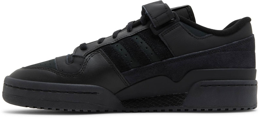 adidas Forum Low 'Triple Black' Zapatillas Negras HQ6807 Lookbook adidas Forum Low 'Triple Black' Zapatillas Negras HQ6807