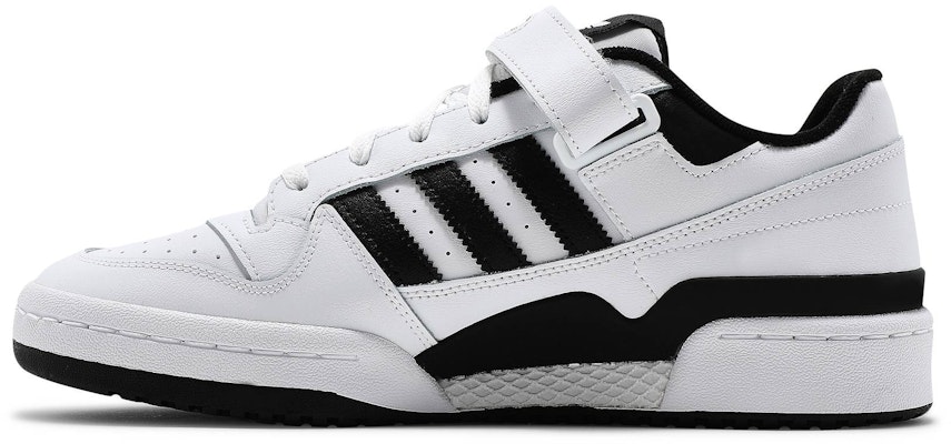 adidas Forum Low 'Putih Hitam' FY7757 Lookbook adidas Forum Low 'Putih Hitam' FY7757