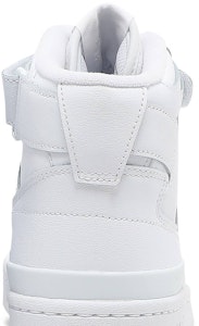 阿迪达斯 Forum 中帮全白配色 FY4975 Sizing 阿迪达斯 Forum 中帮全白配色 FY4975