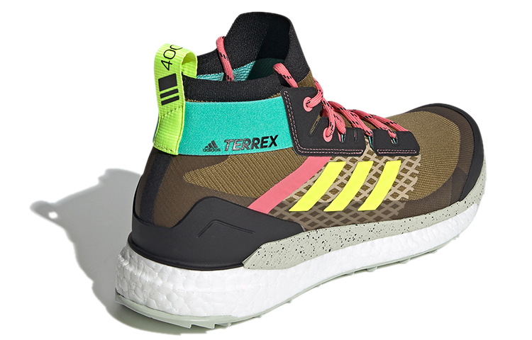 Shop adidas Free Hiker Primeblue Wanderschuhe FY7329