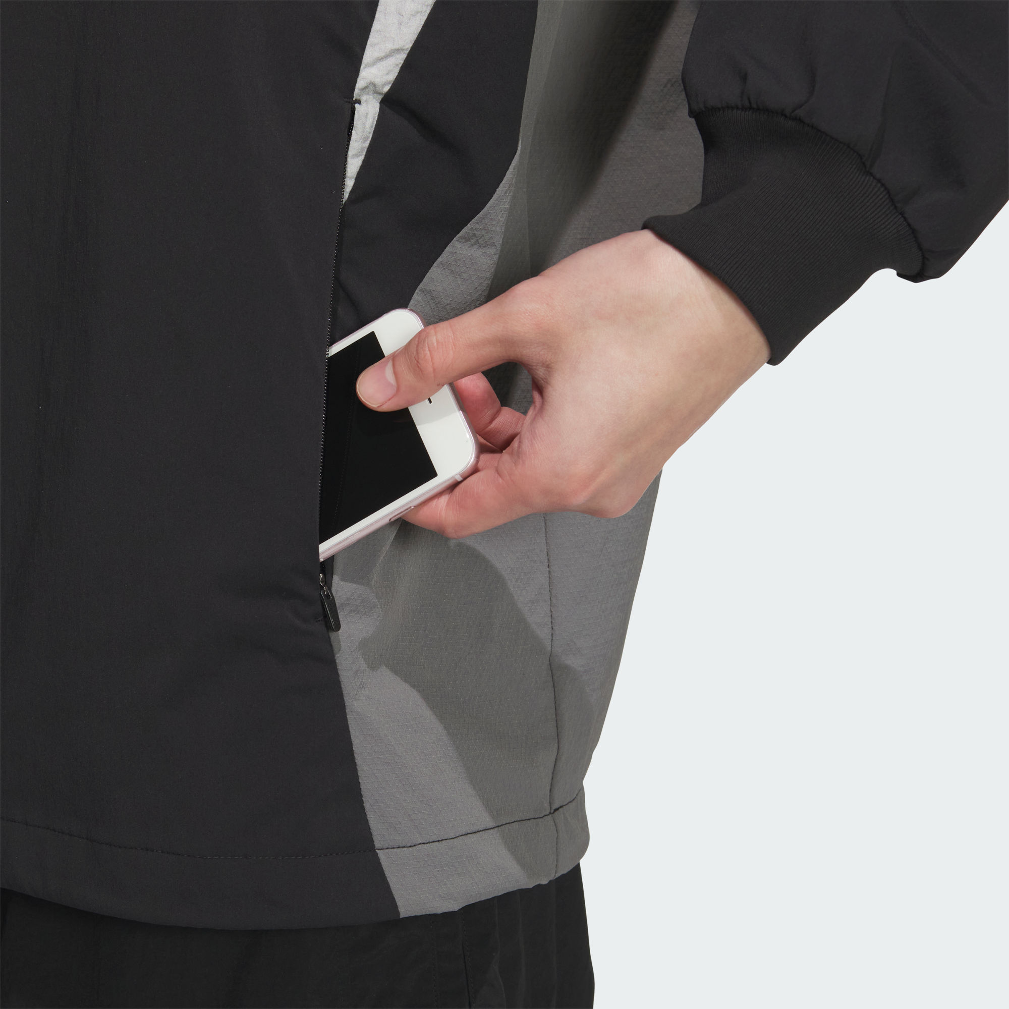 Details for アディダス フットサル レトロスウェットシャツ ルーズフィット ブラック/ダークグレー 長袖 JI8744