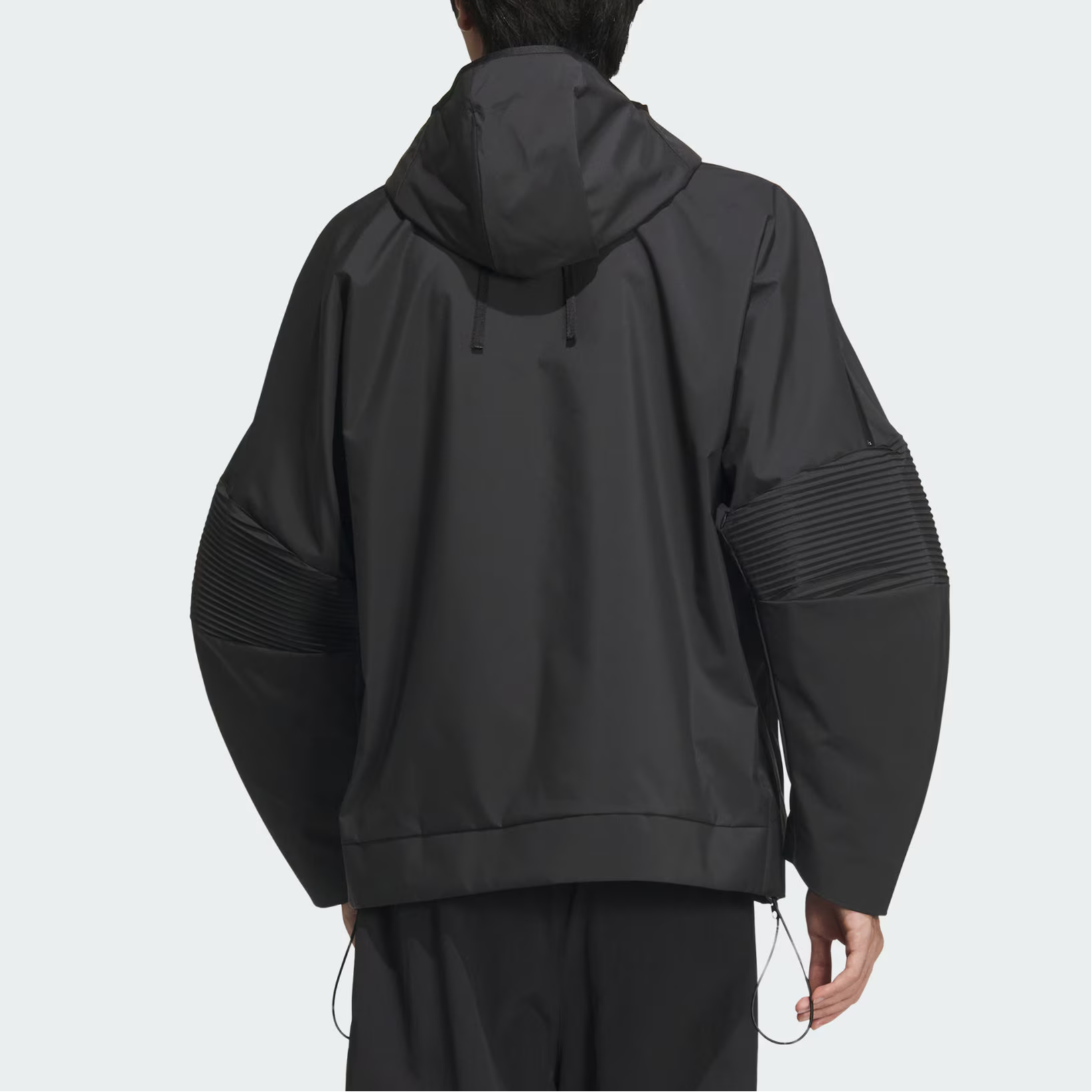 Shop adidas Future Style FW24 Hoodie Hitam dengan Banyak Kantong. JN3424