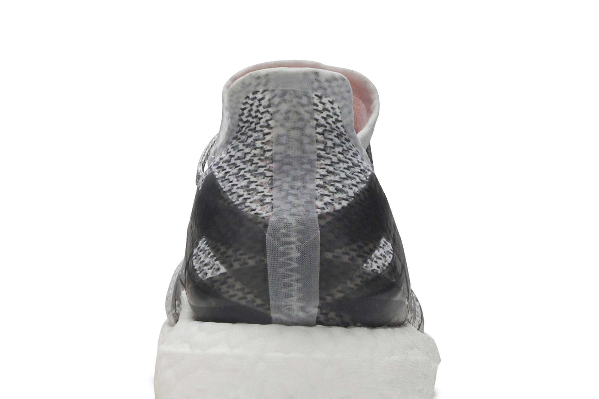 Sizing 阿迪达斯FutureCraft M.F.G“未来工艺” BY8833