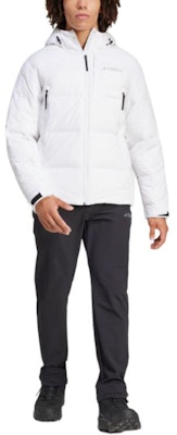 Chaqueta adidas FW24 XPLORIC de Plumas Blanca - Outdoor Casual, Cálida y Cortaviento IX5622 Lookbook Chaqueta adidas FW24 XPLORIC de Plumas Blanca - Outdoor Casual, Cálida y Cortaviento IX5622