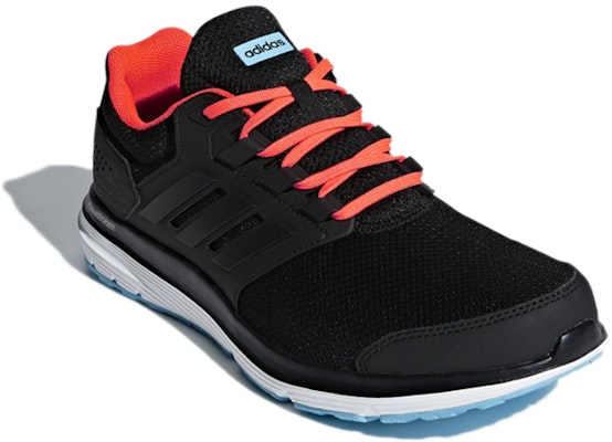 adidas Galaxy 4 'Keselesaan Hitam' B43811 Lookbook adidas Galaxy 4 'Keselesaan Hitam' B43811