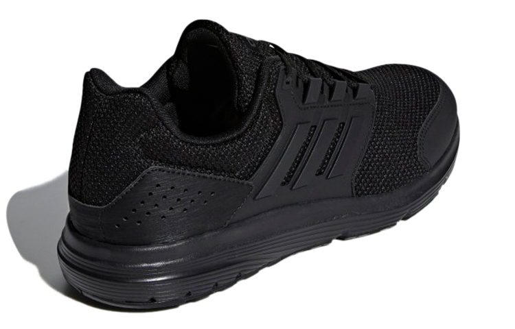 Shop 아디다스 갤럭시 4 '블랙 컴포트' (Adidas Galaxy 4 'Black Comfort') F36171