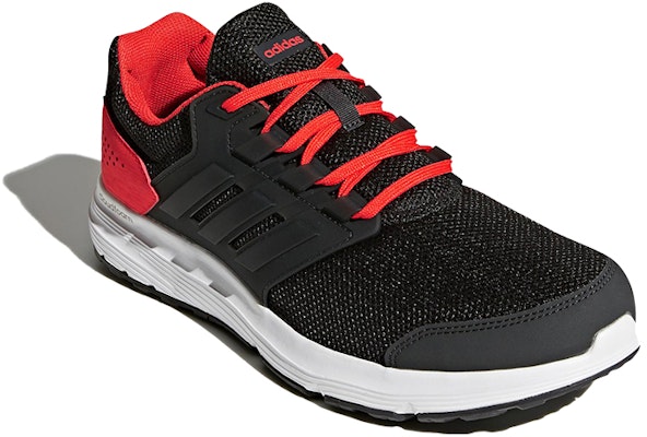 adidas Galaxy 4 M Hitam Merah CP8823 Lookbook adidas Galaxy 4 M Hitam Merah CP8823
