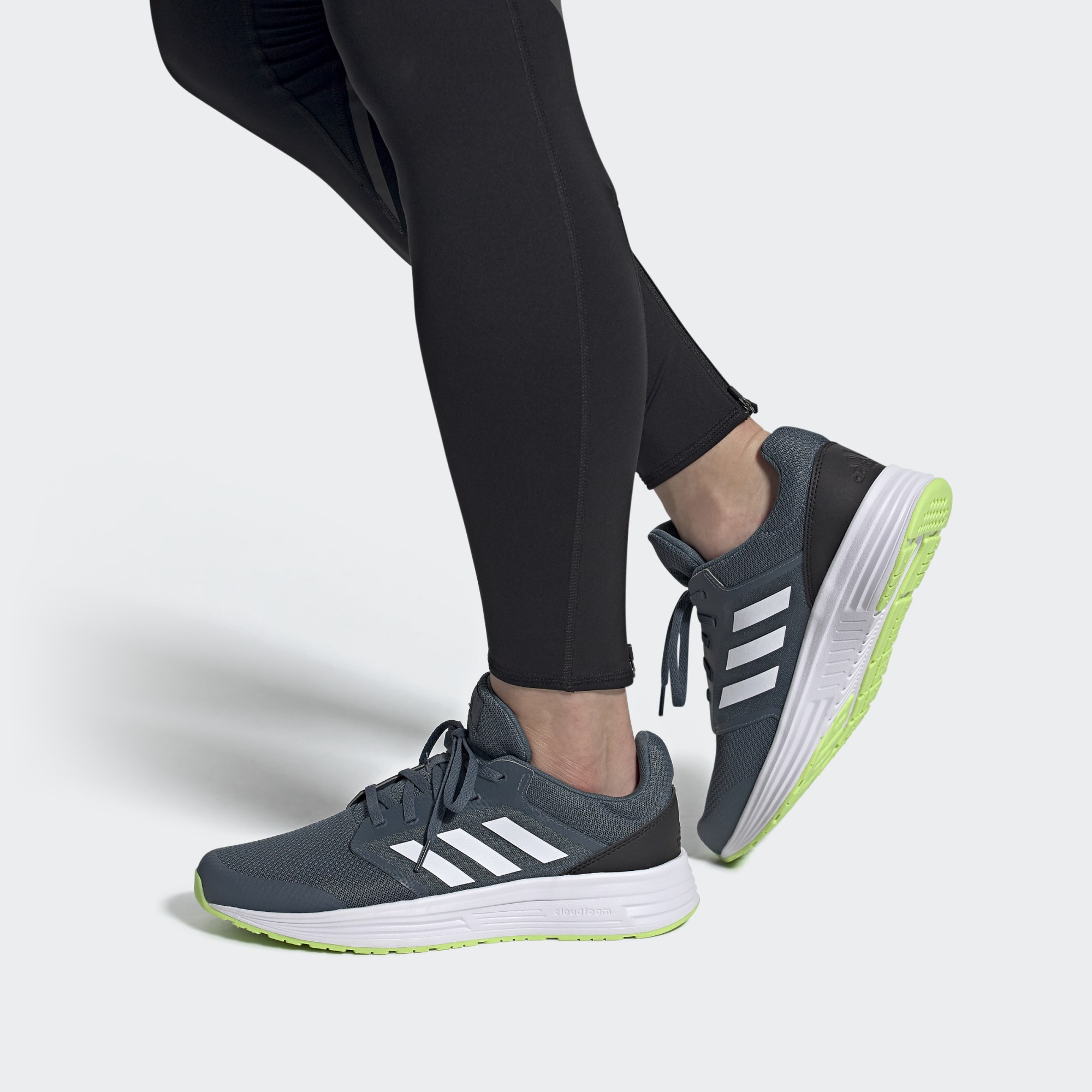 Sizing adidas Galaxy 5 ''Vert'' FW5702