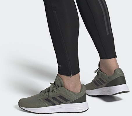 adidas Galaxy 5 Hijau/ 'Kelabu' FW5704 Sizing adidas Galaxy 5 Hijau/ 'Kelabu' FW5704