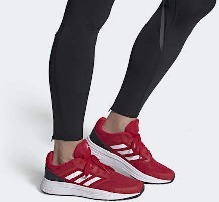adidas Galaxy 5 'Merah Scarlet' FW5703 Sizing adidas Galaxy 5 'Merah Scarlet' FW5703