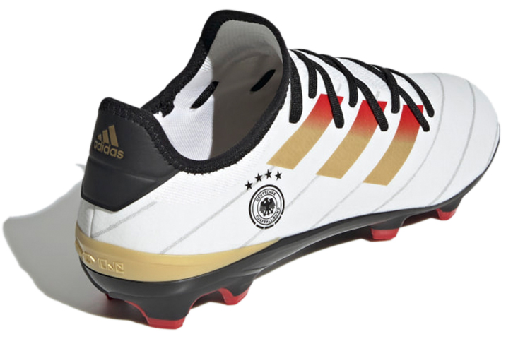 Shop adidas Gamemode Knit FG ''Wit Goud Zwart'' GY7557