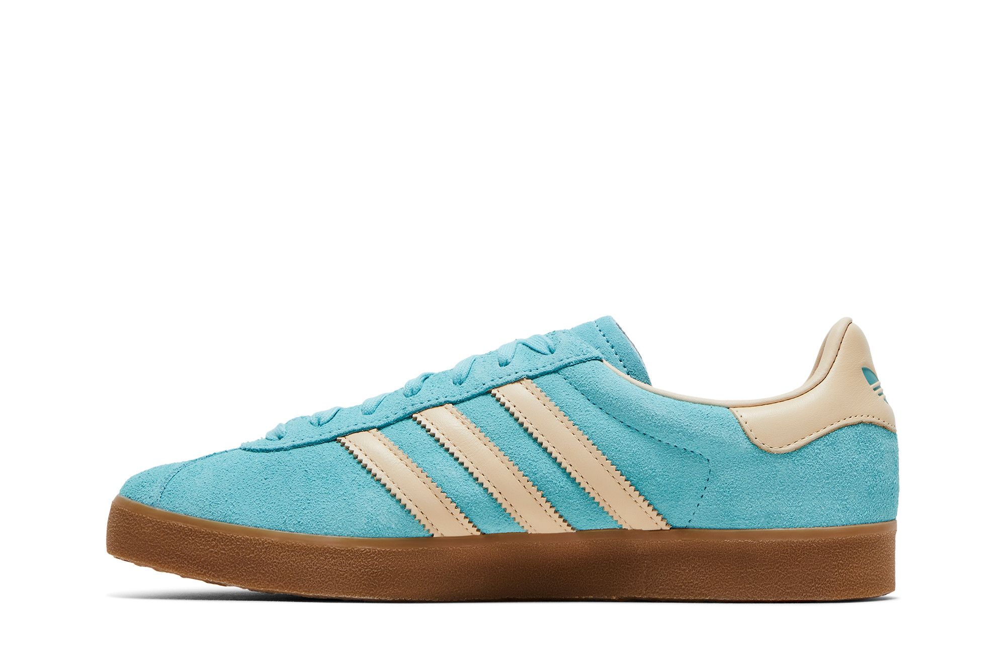 Shop 阿迪达斯 Gazelle 85 '轻松薄荷水晶沙' IE3435