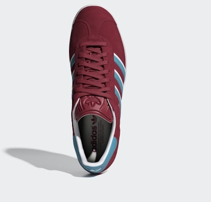 adidas Gazelle 'Collegiate Burgundy' Merah Burgundi IG6198 Lookbook adidas Gazelle 'Collegiate Burgundy' Merah Burgundi IG6198
