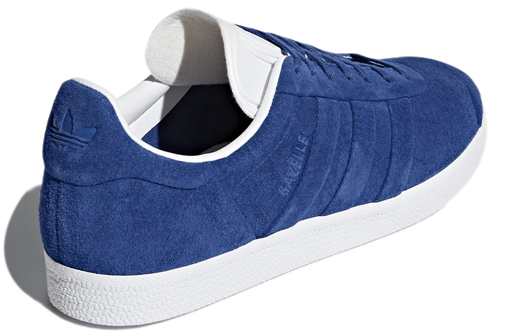 Shop アディダスガゼル「スティッチ＆ターン - コレジャイトロイヤル」BB6756 BB6756