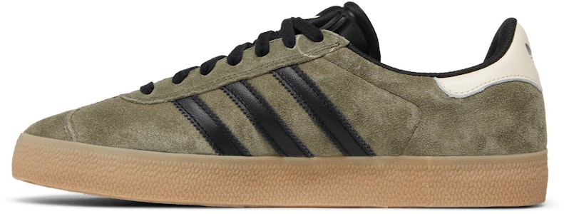 아디다스 가젤 ADV '올리브 스트라타 검' HP9107 HP9107 Lookbook 아디다스 가젤 ADV '올리브 스트라타 검' HP9107 HP9107