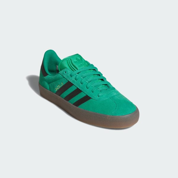 Shop adidas Gazelle ADV Hijau Court/Hitam Inti/Gum Sneakers KI3206